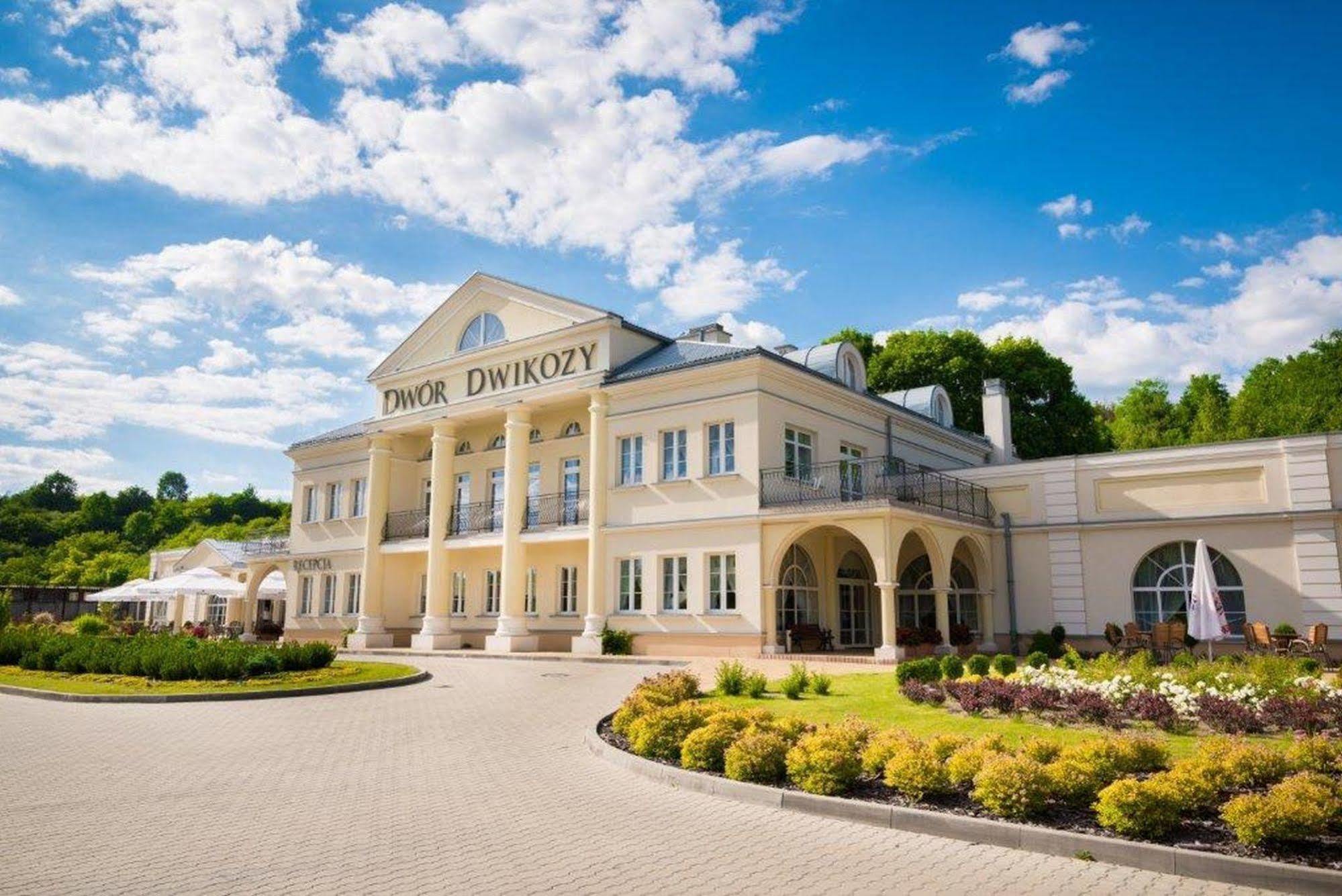 Hotel Dwor Dwikozy Exteriér fotografie