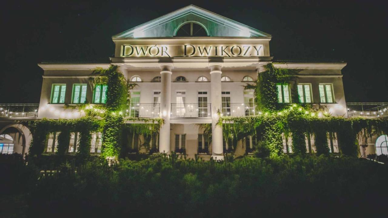 Hotel Dwor Dwikozy Exteriér fotografie